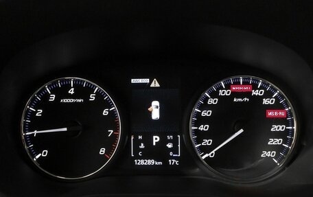 Mitsubishi Outlander III рестайлинг 3, 2018 год, 2 090 000 рублей, 6 фотография
