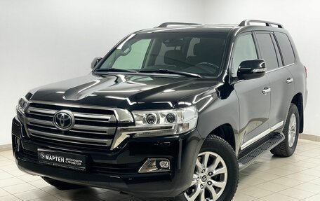 Toyota Land Cruiser 200, 2016 год, 6 325 000 рублей, 1 фотография