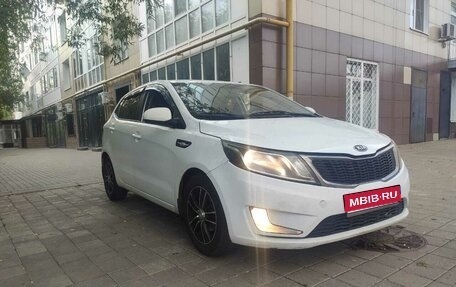 KIA Rio III рестайлинг, 2014 год, 840 000 рублей, 1 фотография