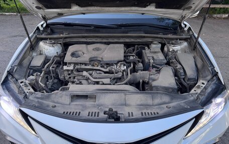 Toyota Camry, 2022 год, 2 700 000 рублей, 7 фотография