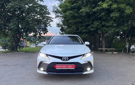 Toyota Camry, 2022 год, 2 700 000 рублей, 8 фотография