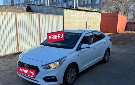 Hyundai Solaris II рестайлинг, 2018 год, 1 325 000 рублей, 2 фотография