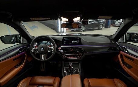 BMW M5, 2018 год, 5 990 000 рублей, 33 фотография