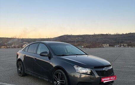 Chevrolet Cruze II, 2011 год, 550 000 рублей, 9 фотография
