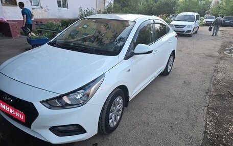 Hyundai Solaris II рестайлинг, 2018 год, 1 278 000 рублей, 2 фотография