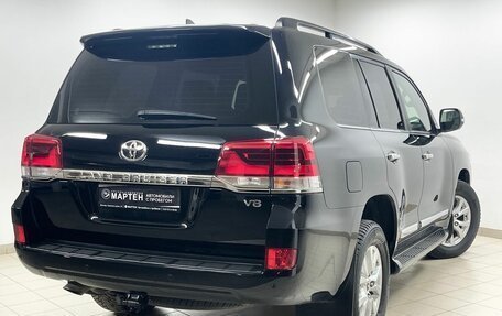 Toyota Land Cruiser 200, 2016 год, 6 325 000 рублей, 4 фотография