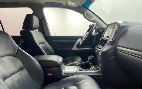 Toyota Land Cruiser 200, 2016 год, 6 325 000 рублей, 12 фотография
