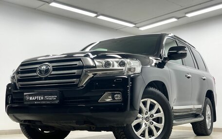 Toyota Land Cruiser 200, 2016 год, 6 325 000 рублей, 7 фотография