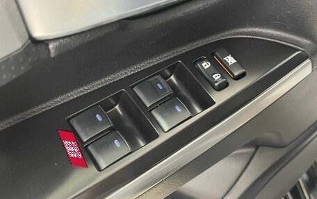 Toyota Land Cruiser 200, 2016 год, 6 325 000 рублей, 17 фотография