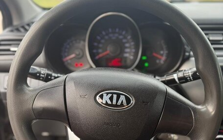 KIA Rio III рестайлинг, 2013 год, 750 000 рублей, 9 фотография
