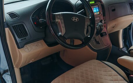 Hyundai Grand Starex Grand Starex I рестайлинг 2, 2008 год, 1 050 000 рублей, 4 фотография