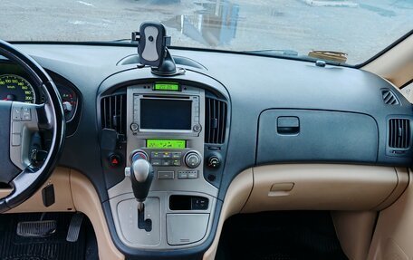 Hyundai Grand Starex Grand Starex I рестайлинг 2, 2008 год, 1 050 000 рублей, 12 фотография