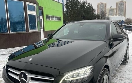 Mercedes-Benz C-Класс, 2019 год, 2 550 000 рублей, 3 фотография