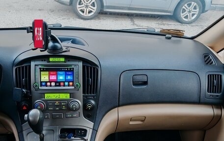 Hyundai Grand Starex Grand Starex I рестайлинг 2, 2008 год, 1 050 000 рублей, 15 фотография