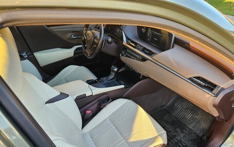 Lexus ES VII, 2019 год, 4 150 000 рублей, 14 фотография