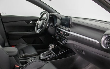 KIA Cerato IV, 2022 год, 2 420 000 рублей, 9 фотография