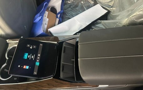 Cadillac Escalade V, 2025 год, 23 500 000 рублей, 10 фотография