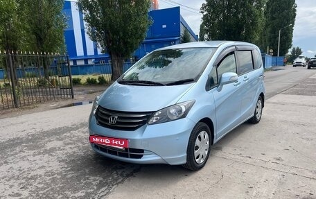 Honda Freed I, 2010 год, 1 130 000 рублей, 18 фотография