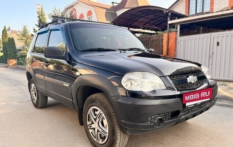 Chevrolet Niva I рестайлинг, 2015 год, 689 000 рублей, 7 фотография