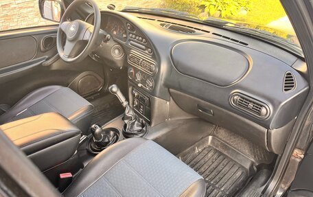 Chevrolet Niva I рестайлинг, 2015 год, 689 000 рублей, 28 фотография