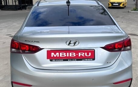 Hyundai Solaris II рестайлинг, 2018 год, 1 350 000 рублей, 4 фотография