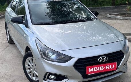 Hyundai Solaris II рестайлинг, 2018 год, 1 350 000 рублей, 2 фотография
