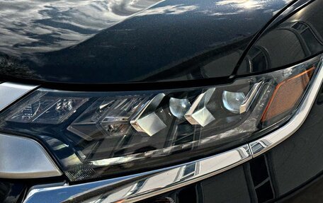 Mitsubishi Outlander III рестайлинг 3, 2020 год, 2 590 000 рублей, 28 фотография