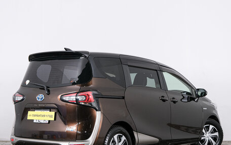 Toyota Sienta II, 2018 год, 1 549 000 рублей, 5 фотография