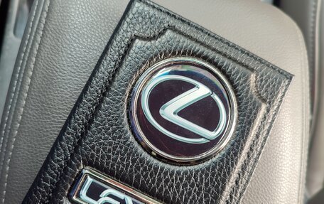 Lexus LX II, 2001 год, 1 950 000 рублей, 7 фотография
