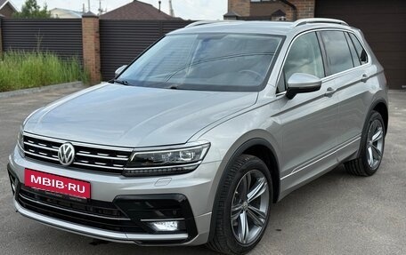 Volkswagen Tiguan II, 2018 год, 2 740 000 рублей, 2 фотография