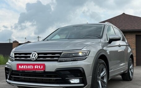 Volkswagen Tiguan II, 2018 год, 2 740 000 рублей, 3 фотография