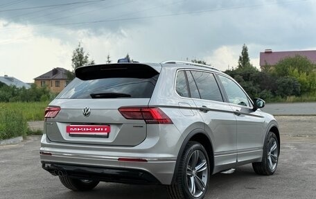 Volkswagen Tiguan II, 2018 год, 2 740 000 рублей, 6 фотография