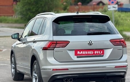 Volkswagen Tiguan II, 2018 год, 2 740 000 рублей, 8 фотография