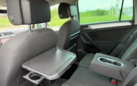 Volkswagen Tiguan II, 2018 год, 2 740 000 рублей, 24 фотография
