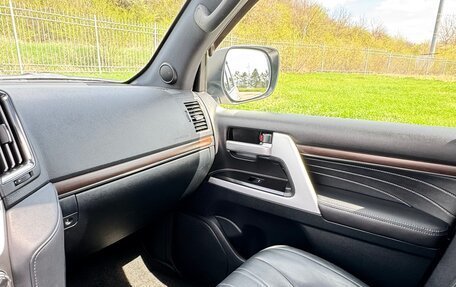 Toyota Land Cruiser 200, 2019 год, 6 800 000 рублей, 13 фотография