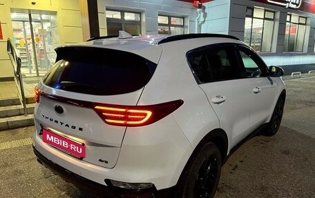 KIA Sportage IV рестайлинг, 2021 год, 2 650 000 рублей, 2 фотография