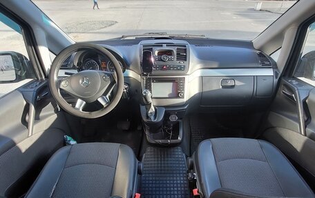 Mercedes-Benz Viano, 2014 год, 2 000 000 рублей, 2 фотография