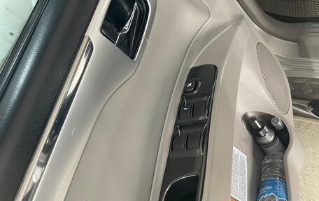 Mitsubishi Pajero Sport II рестайлинг, 2013 год, 2 250 000 рублей, 13 фотография