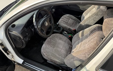Volkswagen Passat B5+ рестайлинг, 2002 год, 450 000 рублей, 13 фотография