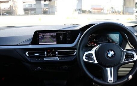 BMW 1 серия, 2020 год, 1 408 000 рублей, 9 фотография