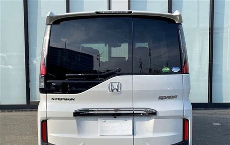 Honda Stepwgn IV, 2021 год, 1 767 000 рублей, 8 фотография