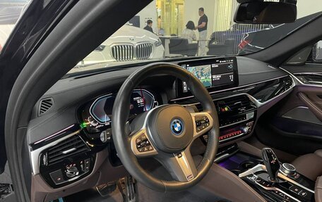 BMW 5 серия, 2022 год, 4 027 000 рублей, 19 фотография