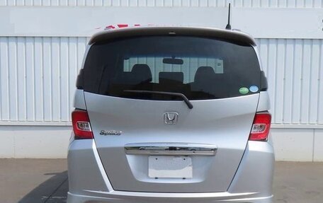 Honda Freed I, 2014 год, 788 000 рублей, 4 фотография