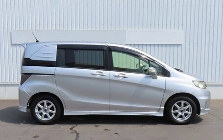 Honda Freed I, 2014 год, 788 000 рублей, 2 фотография