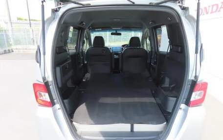 Honda Freed I, 2014 год, 788 000 рублей, 26 фотография