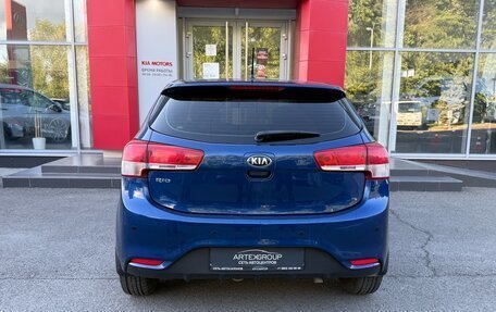 KIA Rio III рестайлинг, 2016 год, 820 000 рублей, 5 фотография