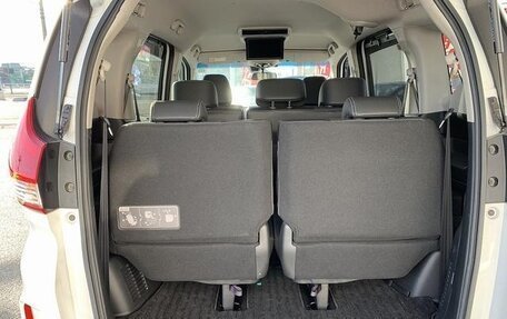 Honda Freed II, 2022 год, 1 368 000 рублей, 30 фотография