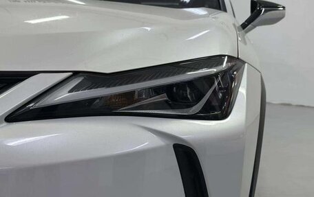 Lexus UX I, 2021 год, 2 370 000 рублей, 8 фотография