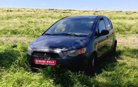 Mitsubishi Colt VI рестайлинг, 2009 год, 635 000 рублей, 4 фотография