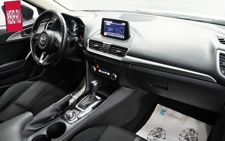 Mazda 3, 2017 год, 1 498 000 рублей, 11 фотография